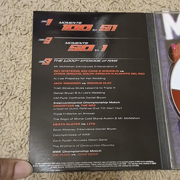 WWE Raw 1000th Episode : Top 100 Moments in Raw History (DVD) - Picture 8 of 8